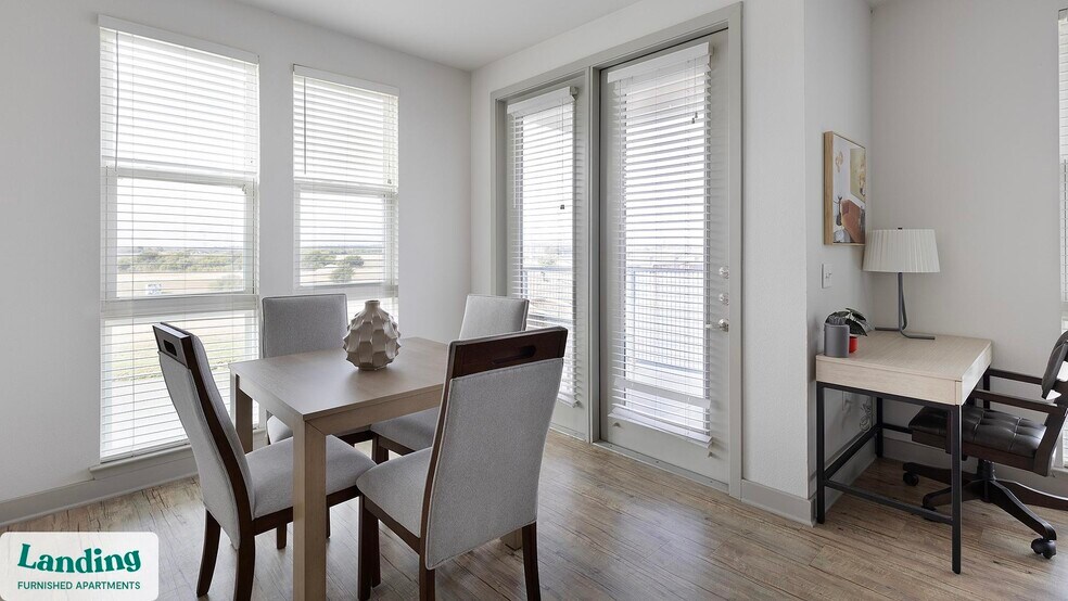 Building Photo - 1852 E Northside Dr