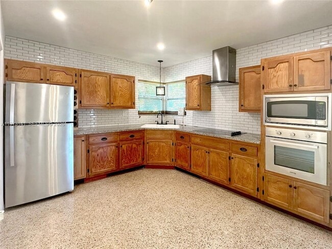 Building Photo - 12401 SW 191st Terrace