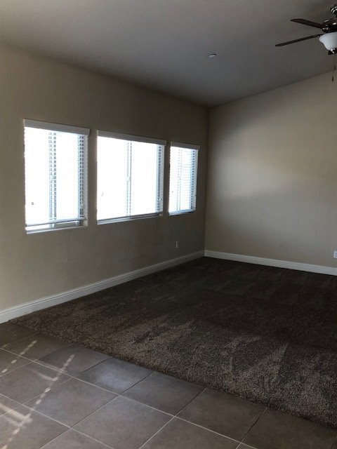 Building Photo - Large 4 Bedroom/2 Bath Home with Solar in Gossamer Grove - $2595 Per Month!