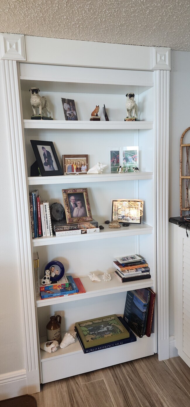 Building Photo - 1830 N Atlantic Ave