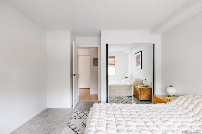 Building Photo - 1410 York St