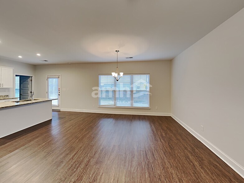 Building Photo - 5025 Mountain Springs Rd