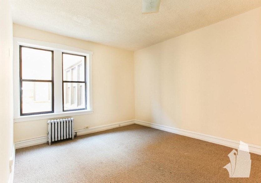 Building Photo - 1530 N Kedzie Ave