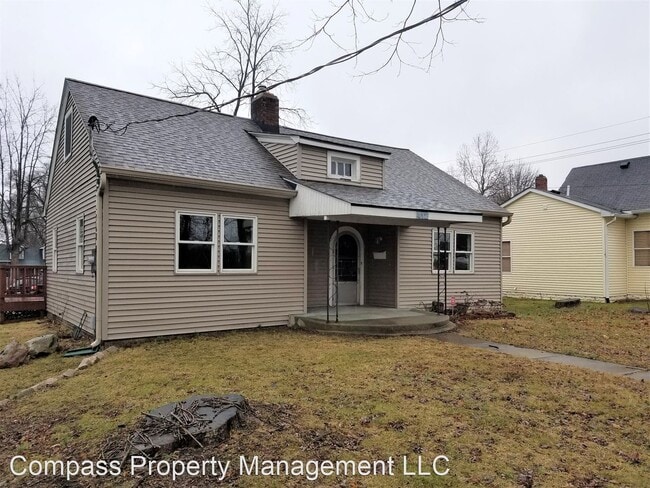 Building Photo - 3 br, 1 bath House - 412 W Main Street