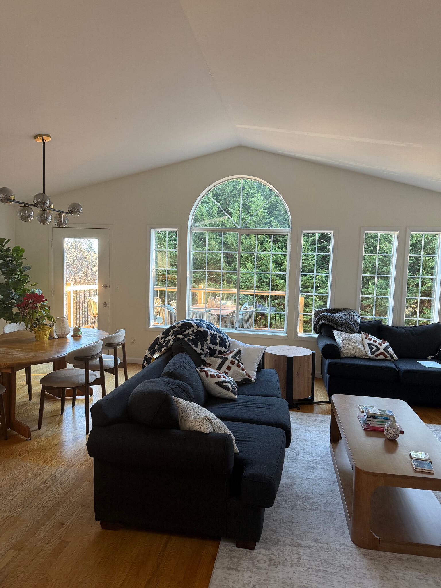 Building Photo - 1612 26th Ave