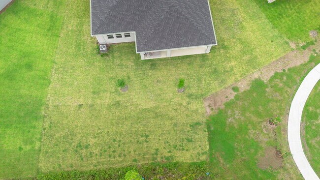 Building Photo - 13053 Pergola Ave