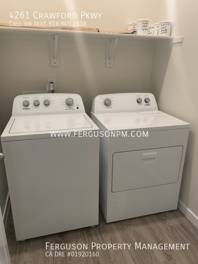 Building Photo - 4261 Crawford Pkwy