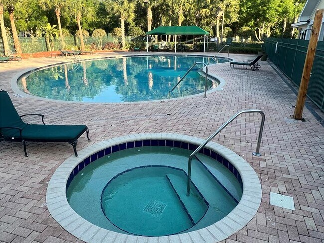 Building Photo - 18469 Bridle Club Dr