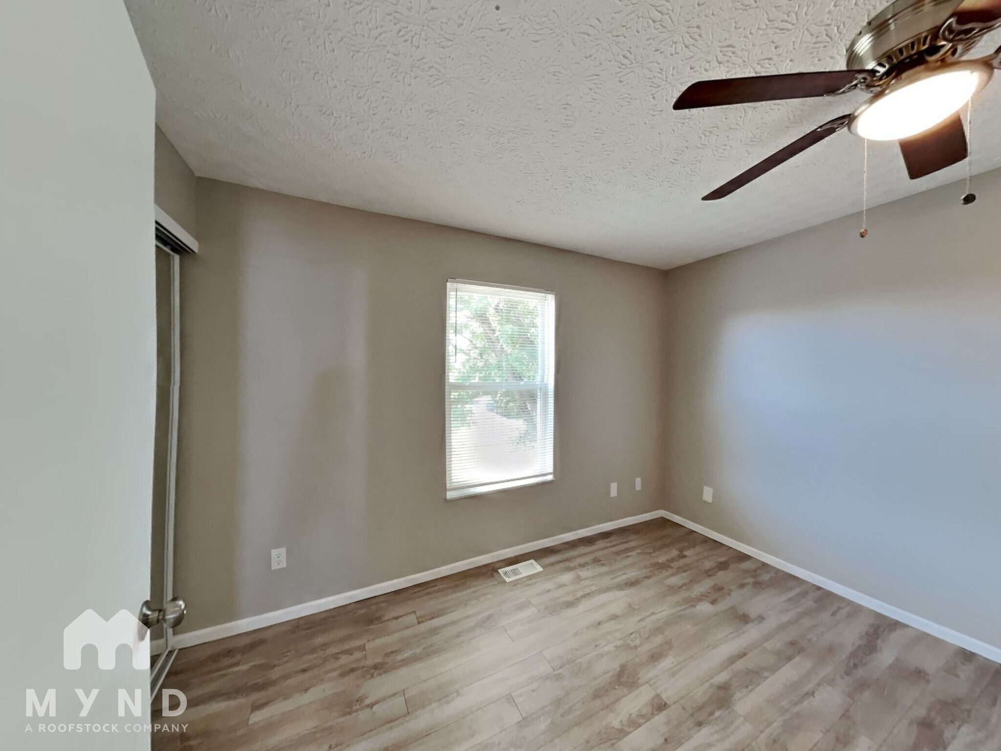 Building Photo - 3019 Old Warson Dr