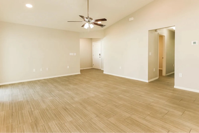 Building Photo - 6490 Polly Ln