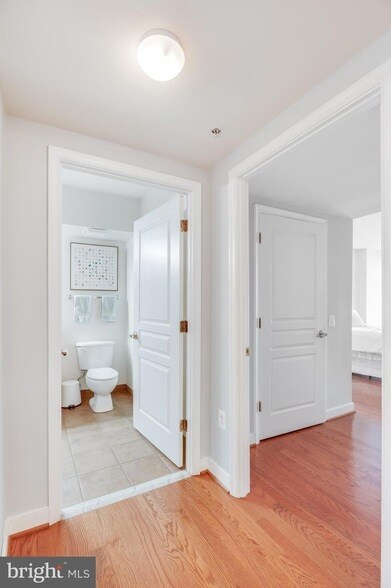 Building Photo - 616 E Street NW Unit 321