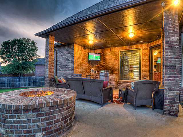 Building Photo - Luxury Rental Home in Edmond Schools + Community Pool