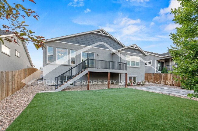 Building Photo - Luxury, Main Floor Ranch Home with EV Char...