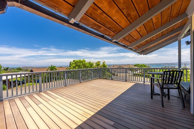 Building Photo - Single Family Home with views of Pearl Har...