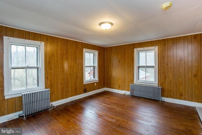 Building Photo - 120 Tabor Rd