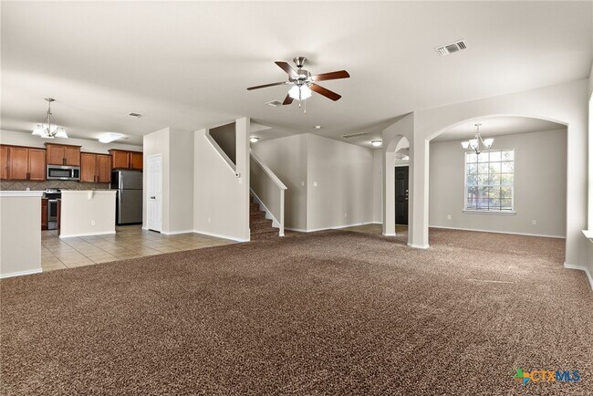 Building Photo - 6305 Creek Land Rd