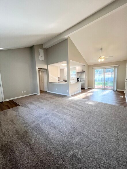 Building Photo - 224 Moorewood Ave