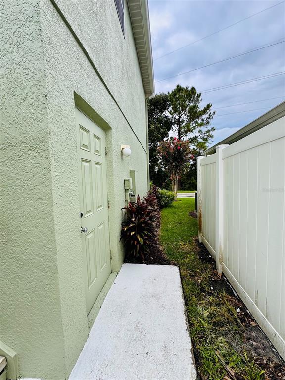 Building Photo - 14408 Clarkson Dr