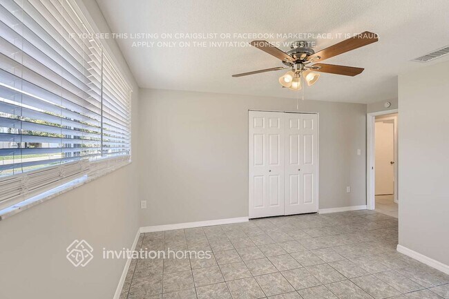 Building Photo - 7530 Rosewood Dr