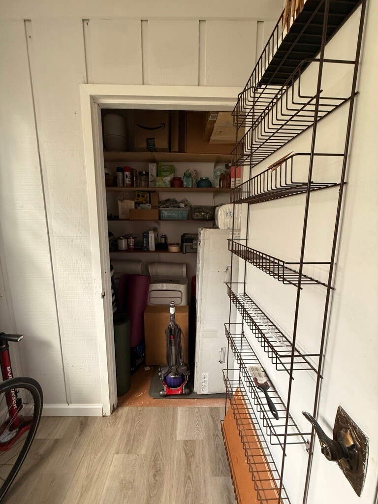 Sunroom storage closet - 40 Sheoah Blvd