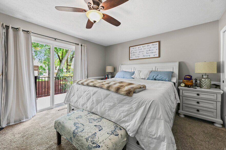 Building Photo - 9107 S Peach Blossom Dr