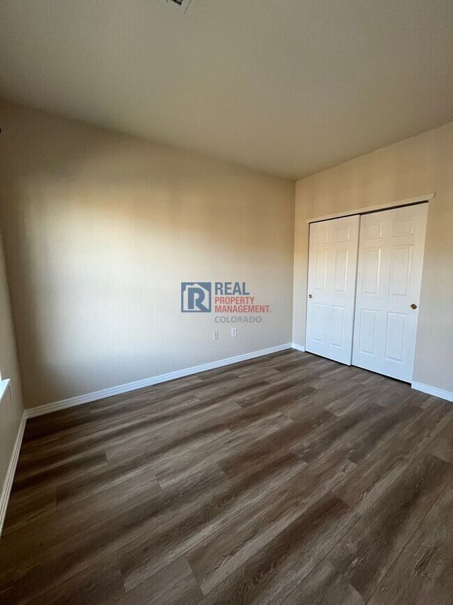 Building Photo - 9591 Pearl Cir