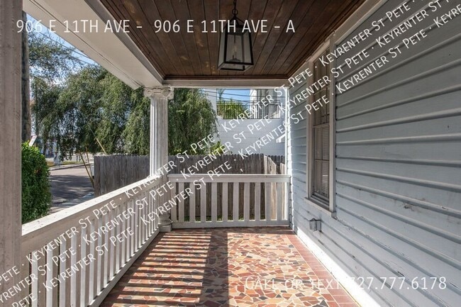 Building Photo - 906 E 11th Ave