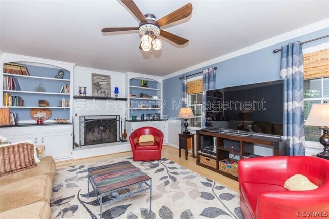 Building Photo - 12005 Sunrise Rd