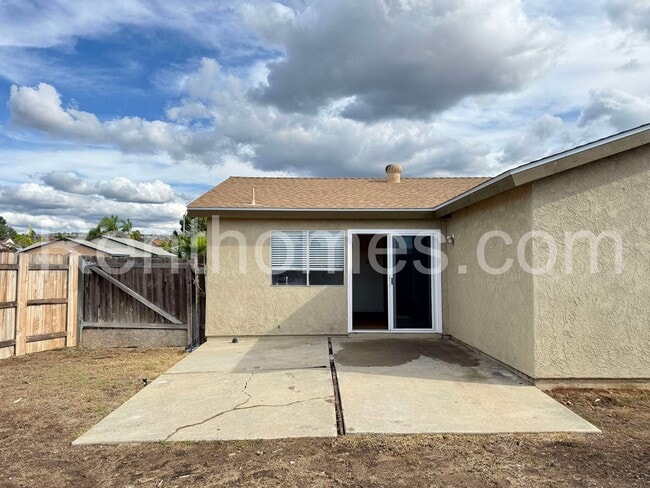 Building Photo - 10946 Decatur Rd