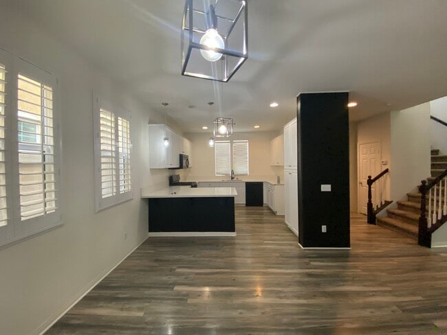 Building Photo - GORGEOUS HOME IN EASTVALE CORONA
