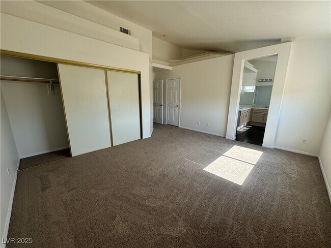 Building Photo - 4811 Carefree Dr