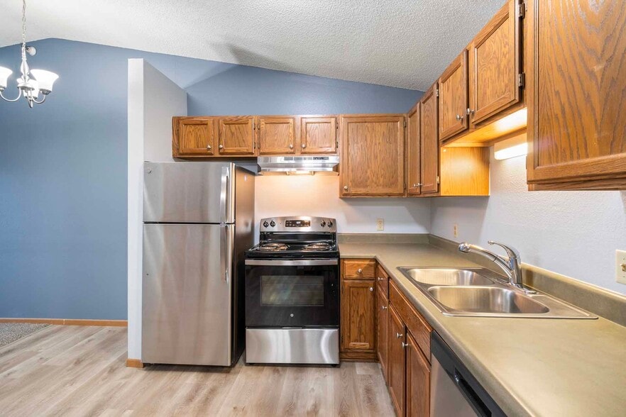 Primary Photo - Tralee Terrace Apartments