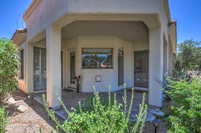 Building Photo - 7910 E Cholla St