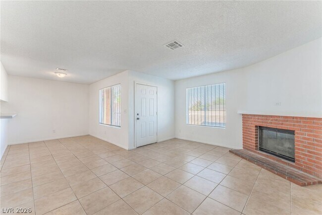 Building Photo - 2257 Exeter Dr