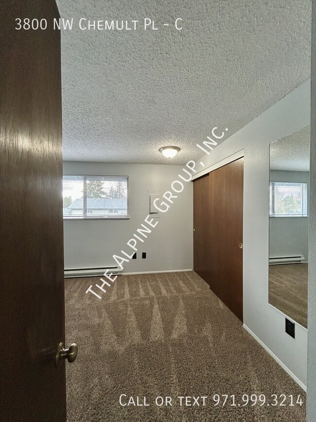 Building Photo - 3800 NW Chemult Pl