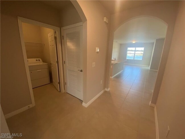 Building Photo - 3187 Estancia Ln