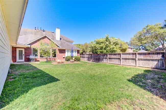 Building Photo - 12503 Whispering Sands Ct