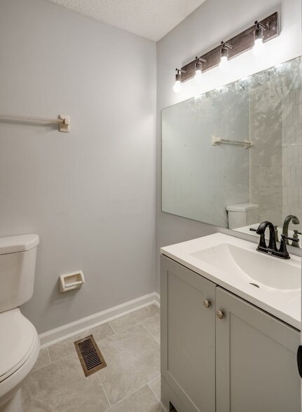 Building Photo - 741 Long Hunter Ct