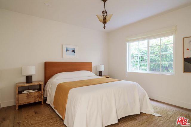 Primary Photo - 1410 Stanford Dr