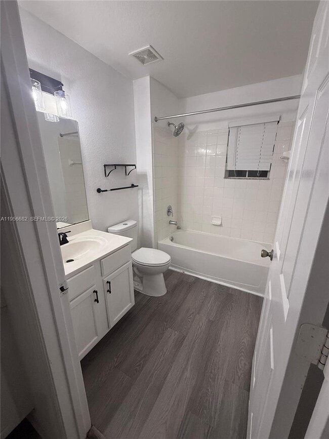 Building Photo - 4003 Santa Maria Dr