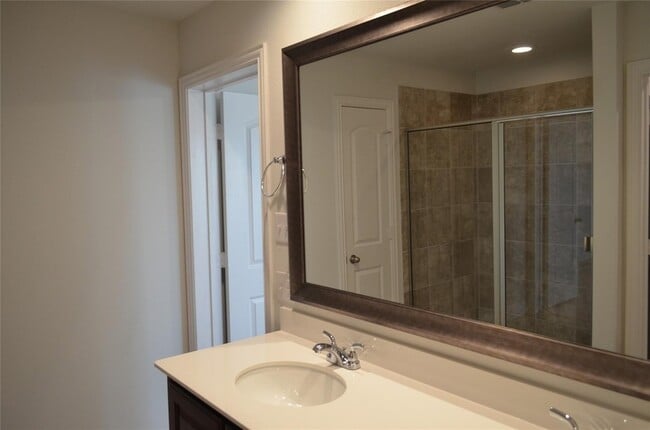 Building Photo - 5501 Crosby Dr