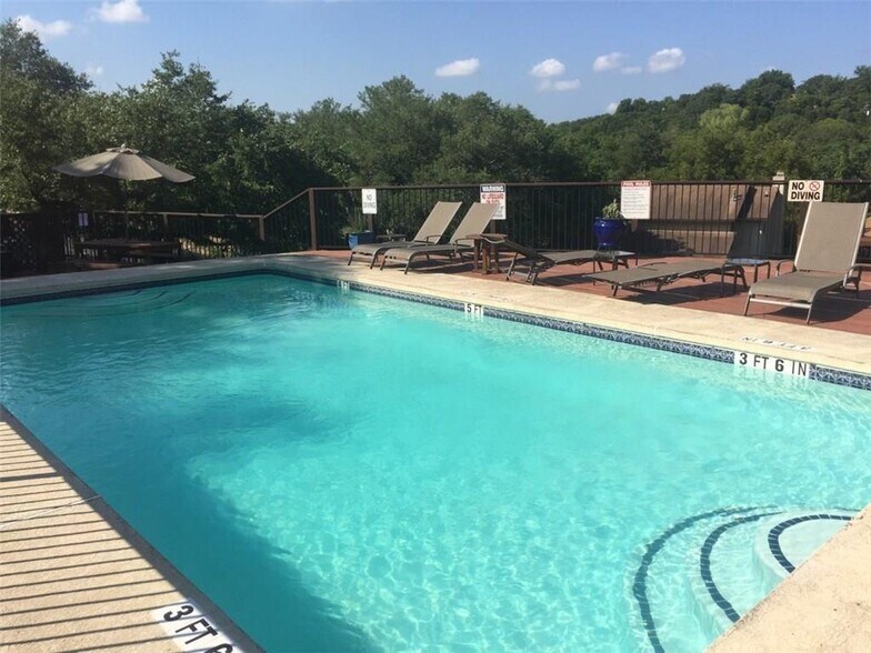 Building Photo - 6820 Old Quarry Ln