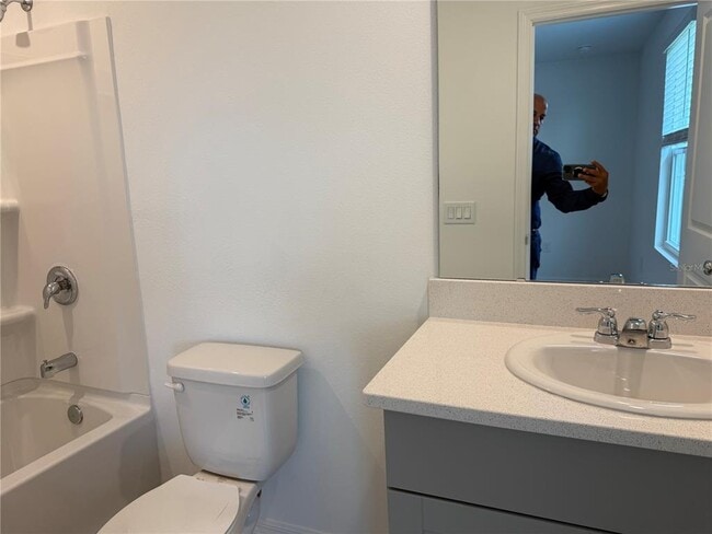 Building Photo - 2980 Skyline Lp