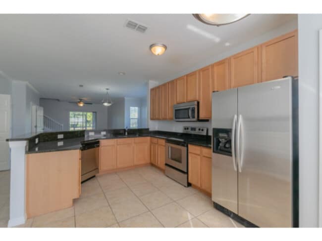 Building Photo - 5984 W Poplar Springs Cir