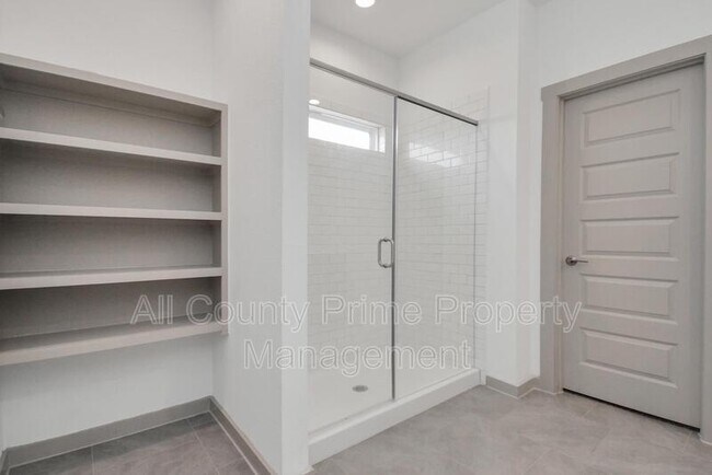 Building Photo - 4010 Elk Crk Ct
