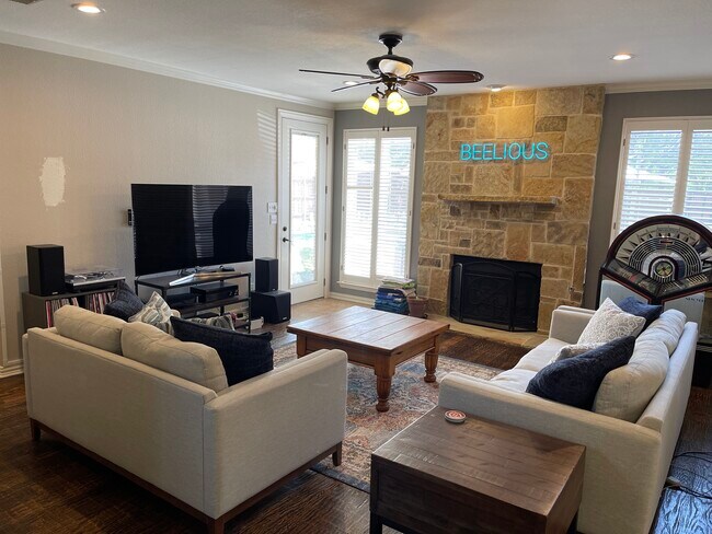 Downstair Living Area - 328 Auburn Way