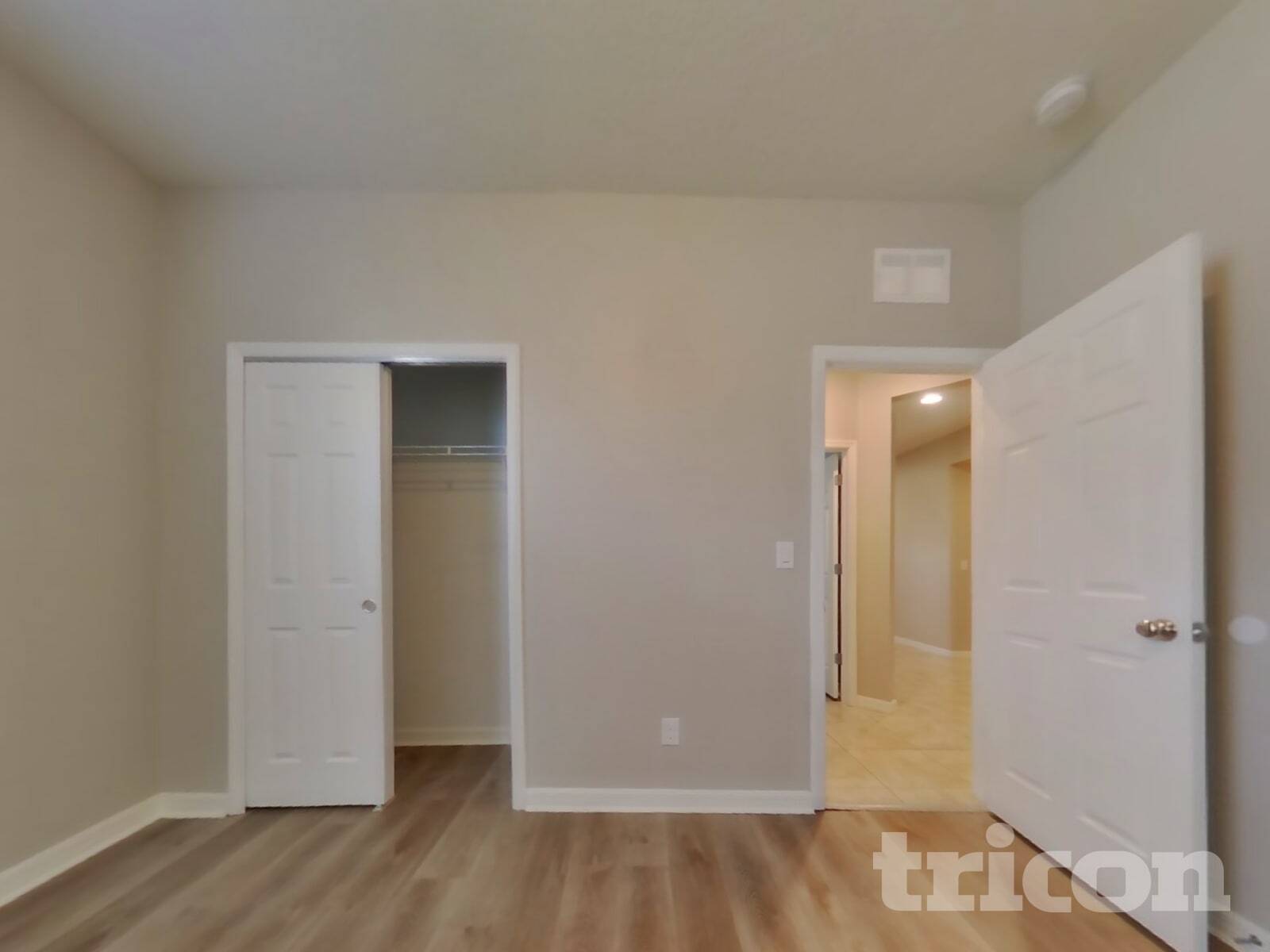 Building Photo - 6133 100th Ave E