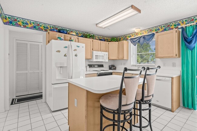 Building Photo - 2746 Linkside Dr