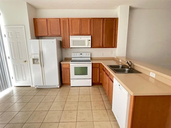 Building Photo - 5168 Regatta Dr