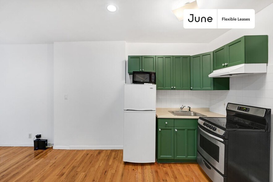 Primary Photo - 41 W 46th St